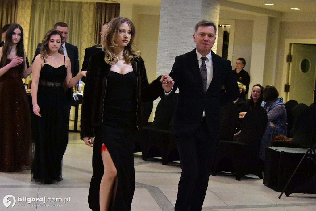 Maturzyści ZSZiO w Biłgoraju bawili się na balu studniówkowym