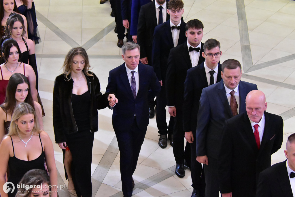 Maturzyści ZSZiO w Biłgoraju bawili się na balu studniówkowym