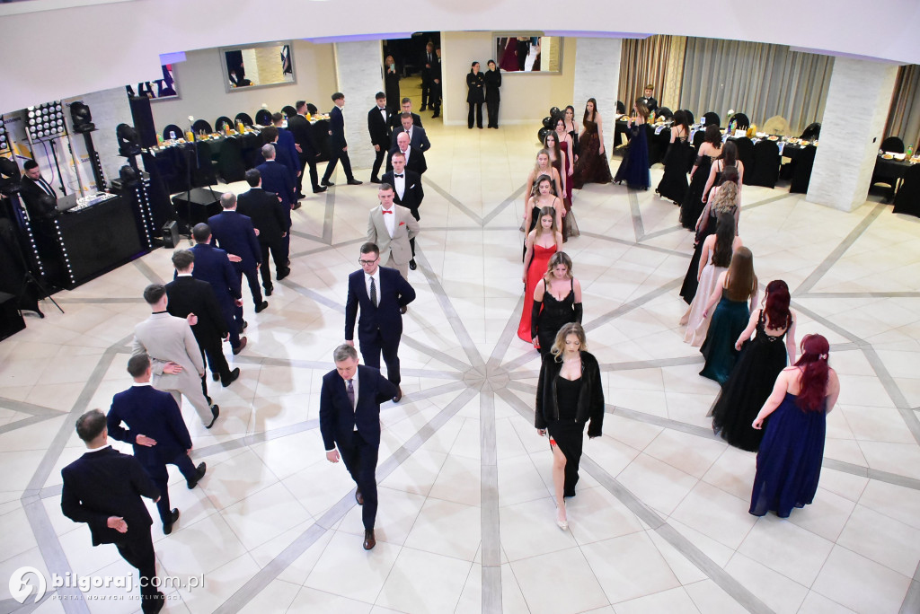 Maturzyści ZSZiO w Biłgoraju bawili się na balu studniówkowym