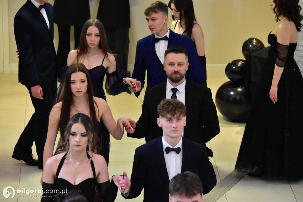 Maturzyści ZSZiO w Biłgoraju bawili się na balu studniówkowym