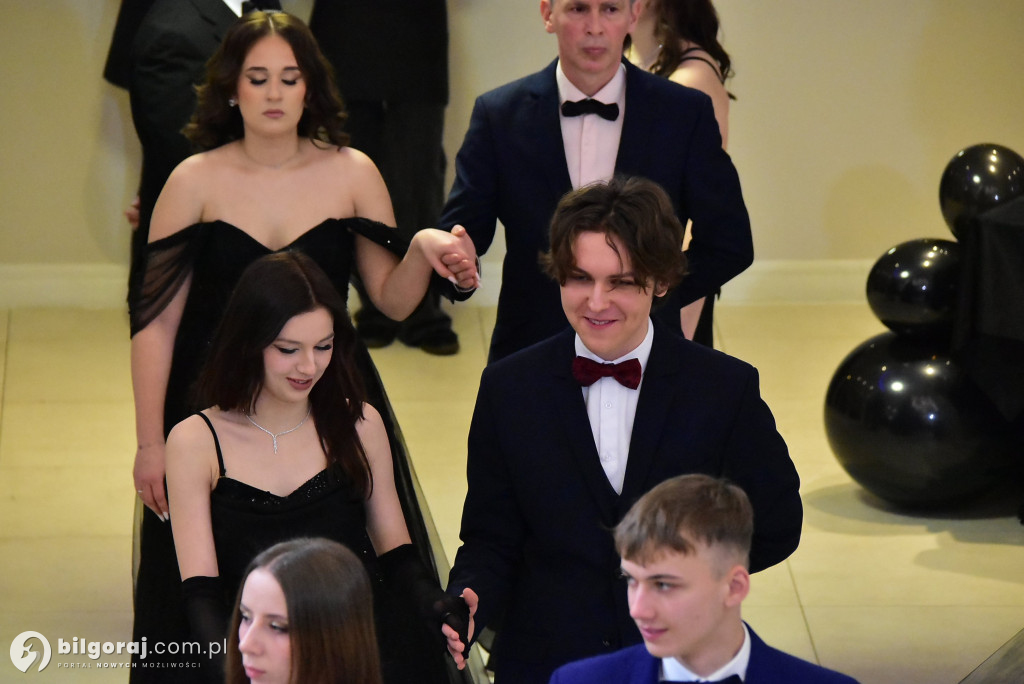 Maturzyści ZSZiO w Biłgoraju bawili się na balu studniówkowym