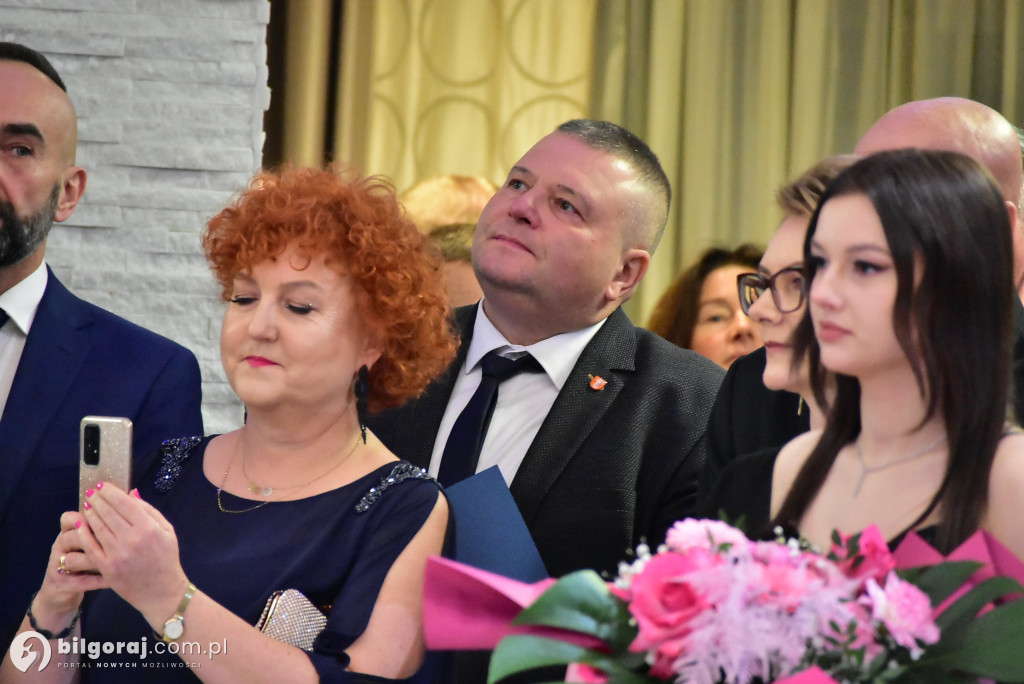 Maturzyści ZSZiO w Biłgoraju bawili się na balu studniówkowym