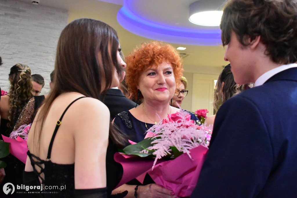 Maturzyści ZSZiO w Biłgoraju bawili się na balu studniówkowym