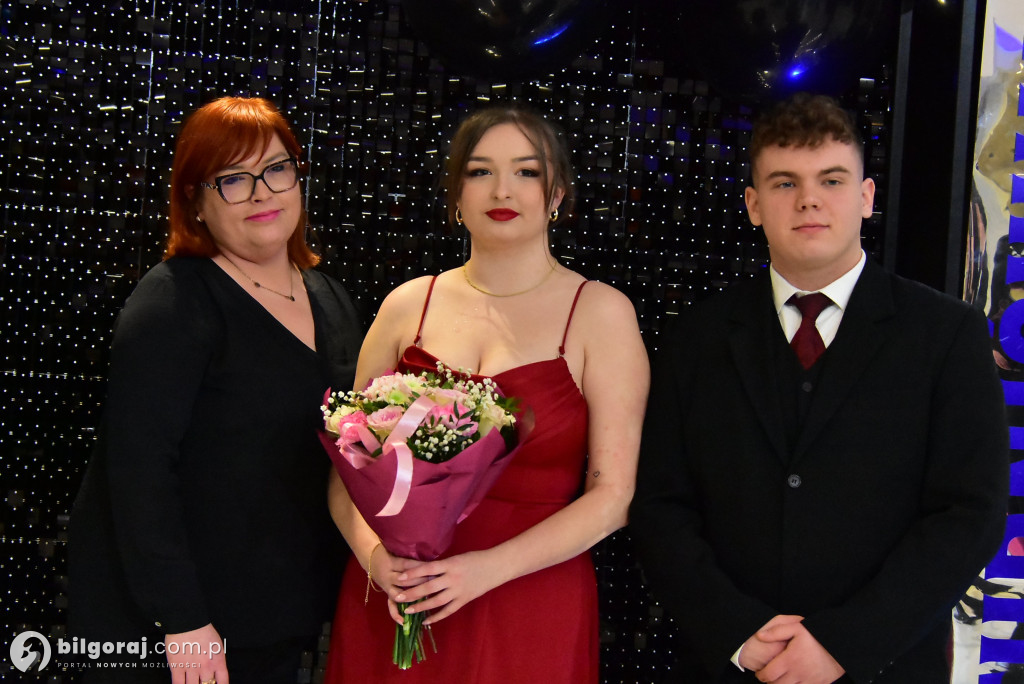 Maturzyści ZSZiO w Biłgoraju bawili się na balu studniówkowym