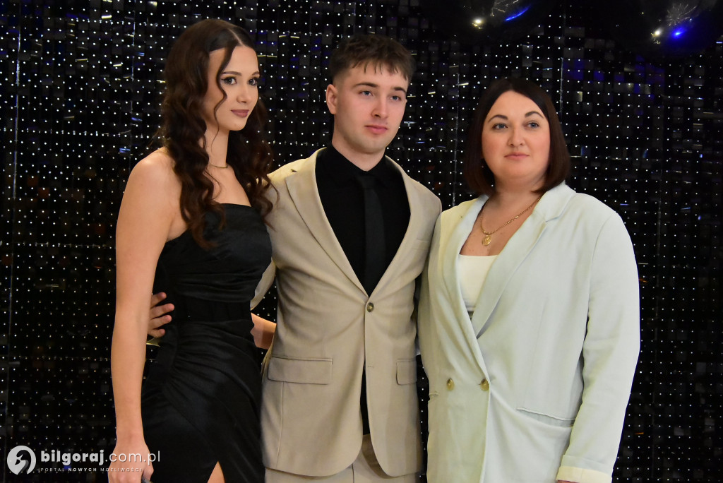 Maturzyści ZSZiO w Biłgoraju bawili się na balu studniówkowym