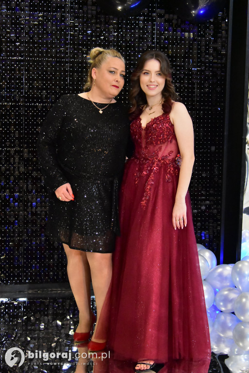 Maturzyści ZSZiO w Biłgoraju bawili się na balu studniówkowym