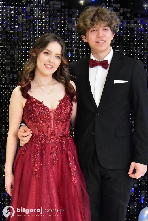 Maturzyści ZSZiO w Biłgoraju bawili się na balu studniówkowym