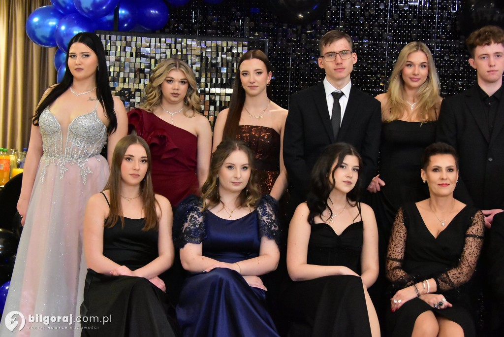 Maturzyści ZSZiO w Biłgoraju bawili się na balu studniówkowym