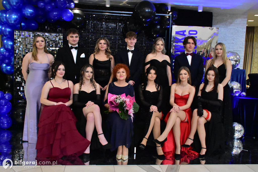 Maturzyści ZSZiO w Biłgoraju bawili się na balu studniówkowym