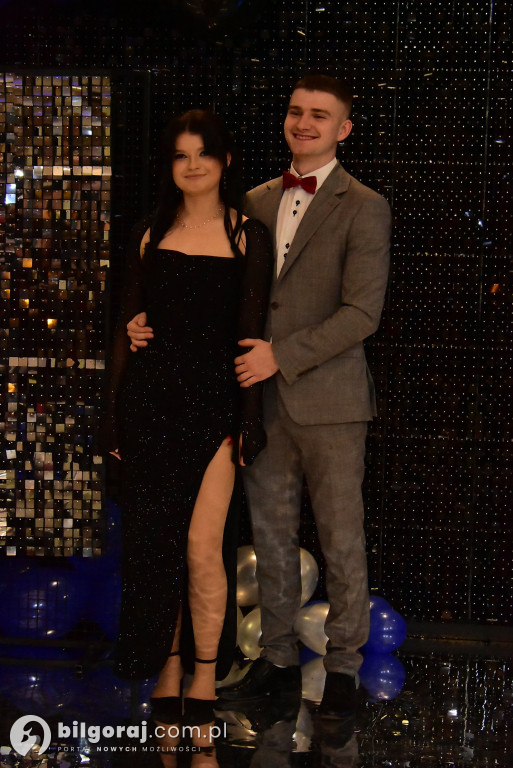 Maturzyści ZSZiO w Biłgoraju bawili się na balu studniówkowym