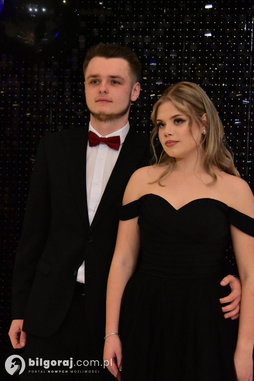 Maturzyści ZSZiO w Biłgoraju bawili się na balu studniówkowym