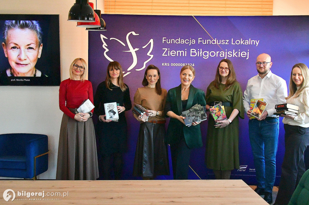 Część prywatnej biblioteki prof. Płatek trafiła do Biłgoraja