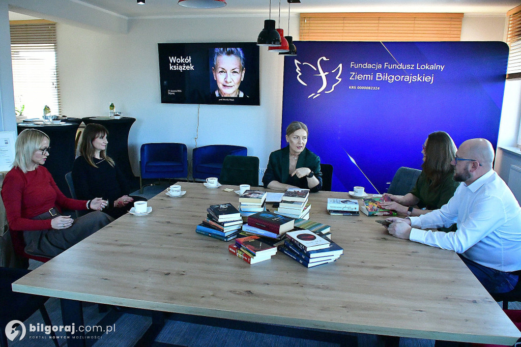 Część prywatnej biblioteki prof. Płatek trafiła do Biłgoraja