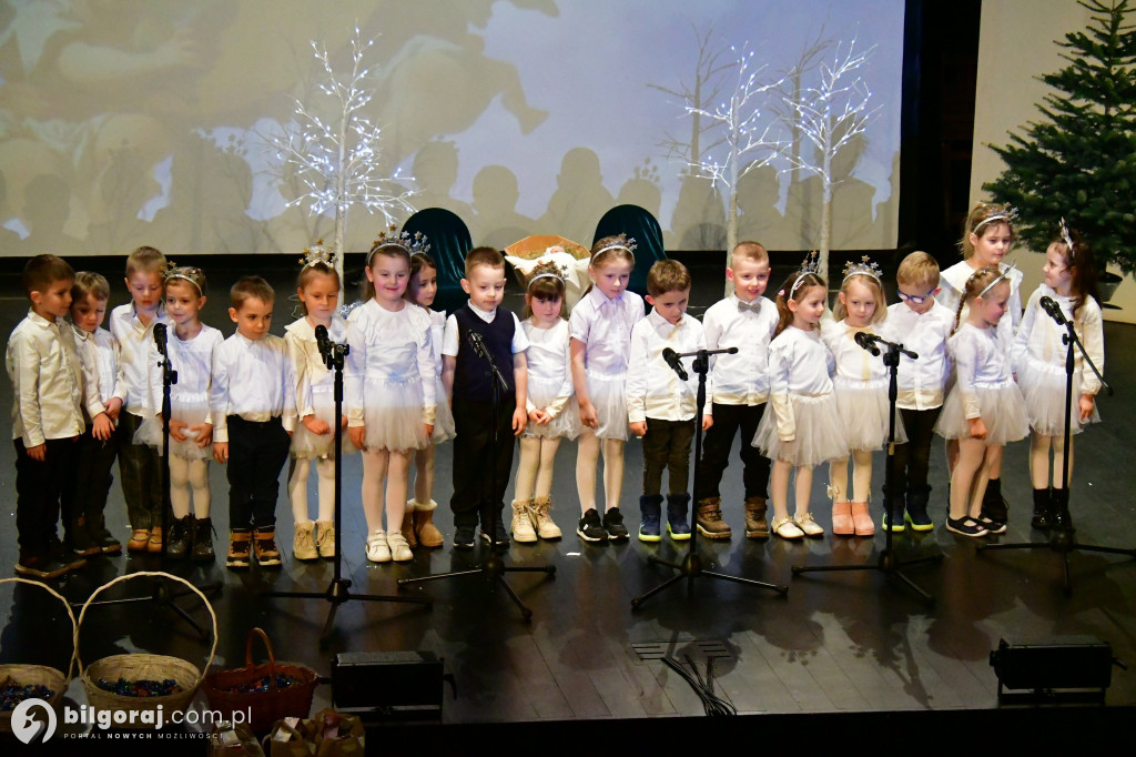 Tarnogrodzkie przedszkolaki wyśpiewały radość Bożego Narodzenia