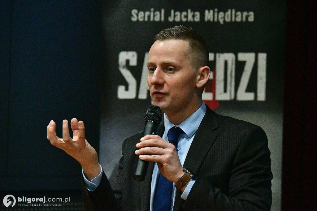 Trudna prawda na ekranie. Premiera odcinków filmu Jacka Międlara w GOK Goraj