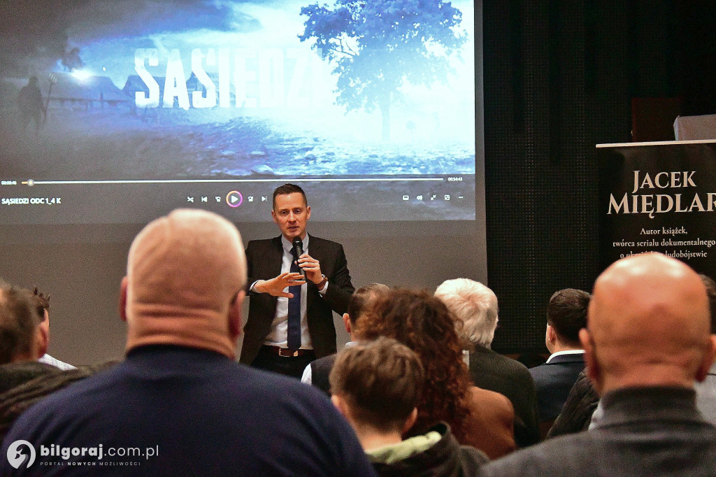 Trudna prawda na ekranie. Premiera odcinków filmu Jacka Międlara w GOK Goraj