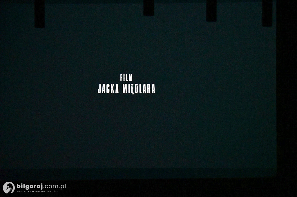 Trudna prawda na ekranie. Premiera odcinków filmu Jacka Międlara w GOK Goraj