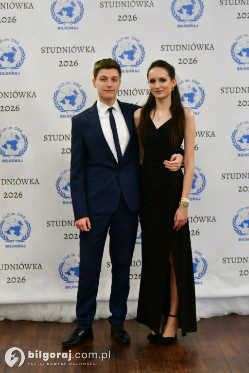 Studniówka I LO im. ONZ w Biłgoraju: Poloneza czas zacząć!