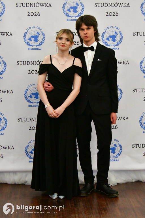 Studniówka I LO im. ONZ w Biłgoraju: Poloneza czas zacząć!