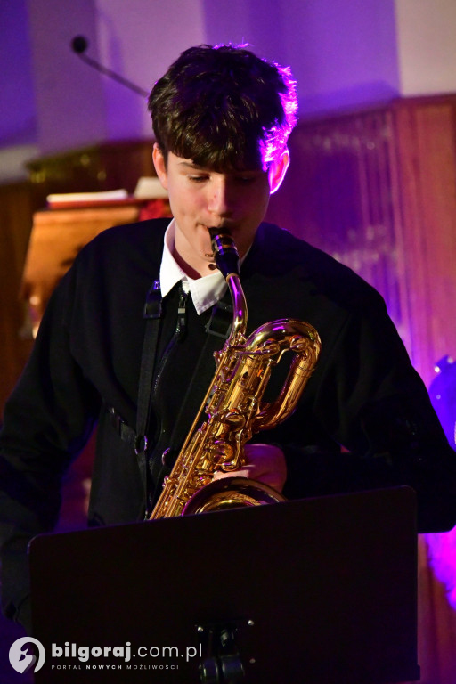 Parafianie z Tereszpola wyśpiewali chwałę przy szopce