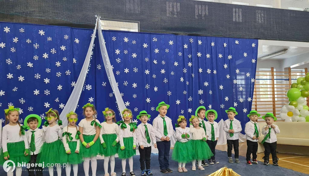 Święto pełne wzruszeń i radości w Szkole Podstawowej w Dereźni Solskiej