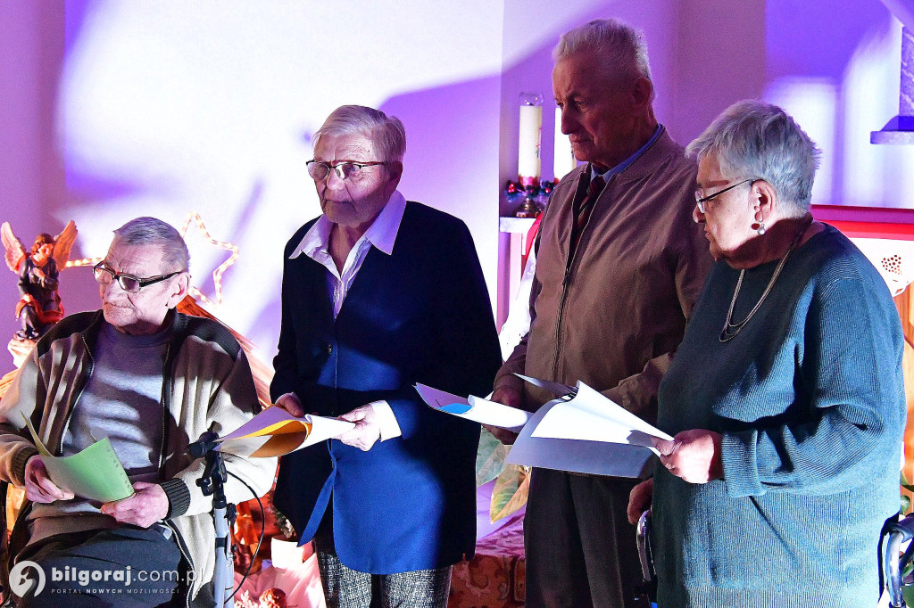 Kolędowanie w DPS dla Kombatantów