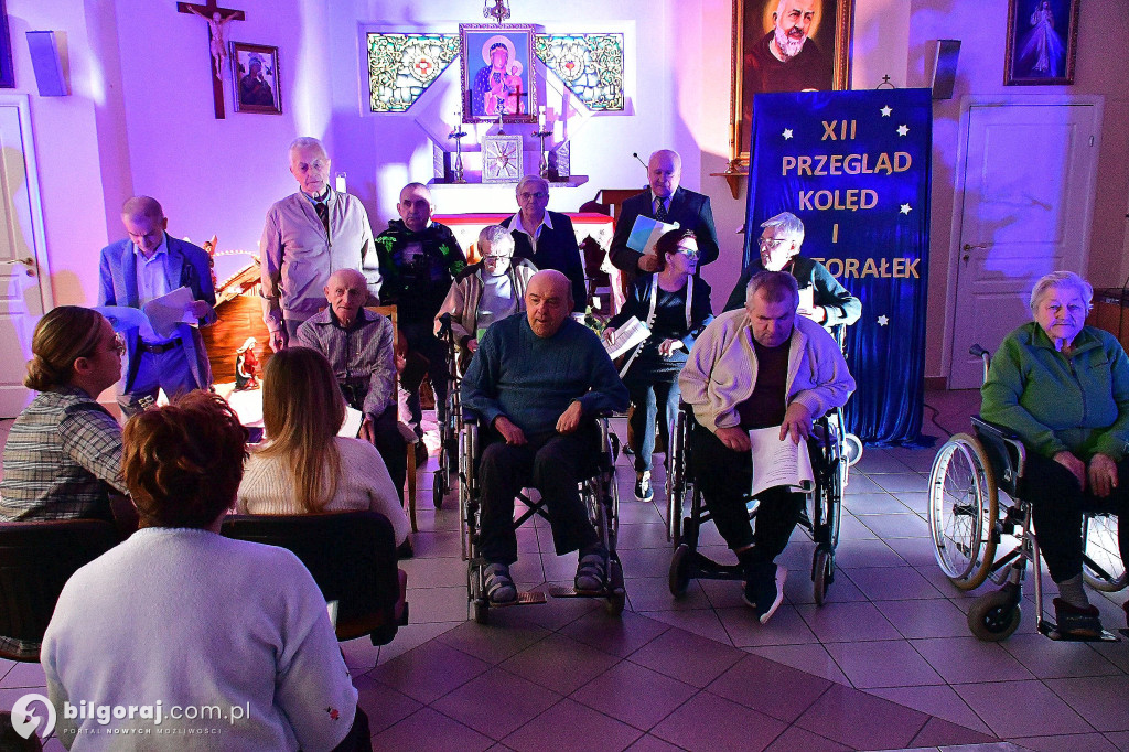 Kolędowanie w DPS dla Kombatantów