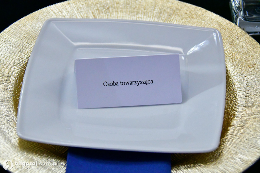 Studniówka RCEZ 2026. Krok w dorosłość przy dźwiękach narodowego tańca