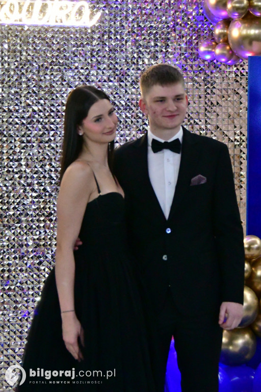 Studniówka RCEZ 2026. Krok w dorosłość przy dźwiękach narodowego tańca