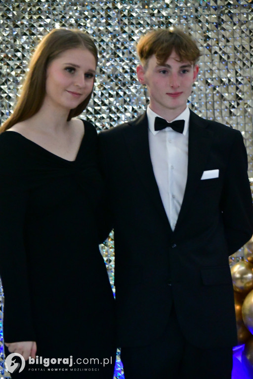 Studniówka RCEZ 2026. Krok w dorosłość przy dźwiękach narodowego tańca