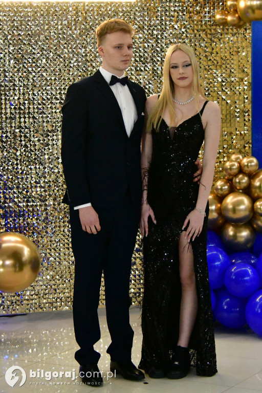 Studniówka RCEZ 2026. Krok w dorosłość przy dźwiękach narodowego tańca