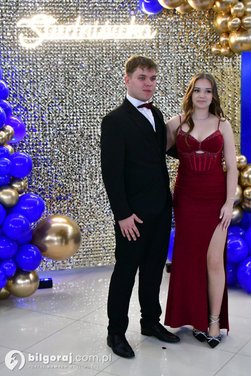 Studniówka RCEZ 2026. Krok w dorosłość przy dźwiękach narodowego tańca