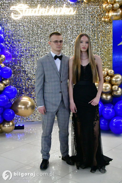 Studniówka RCEZ 2026. Krok w dorosłość przy dźwiękach narodowego tańca