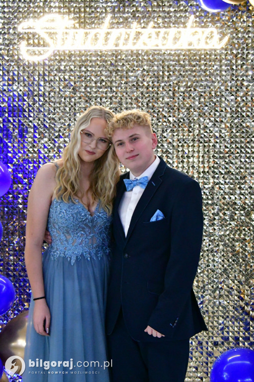 Studniówka RCEZ 2026. Krok w dorosłość przy dźwiękach narodowego tańca