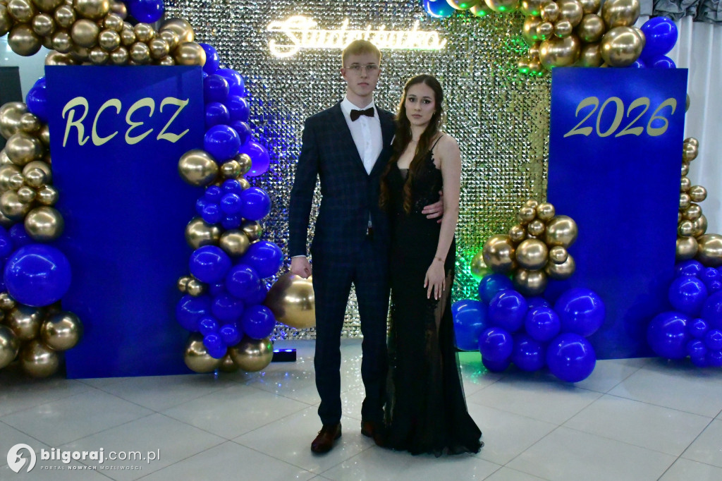 Studniówka RCEZ 2026. Krok w dorosłość przy dźwiękach narodowego tańca