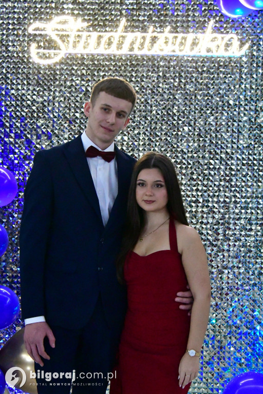 Studniówka RCEZ 2026. Krok w dorosłość przy dźwiękach narodowego tańca