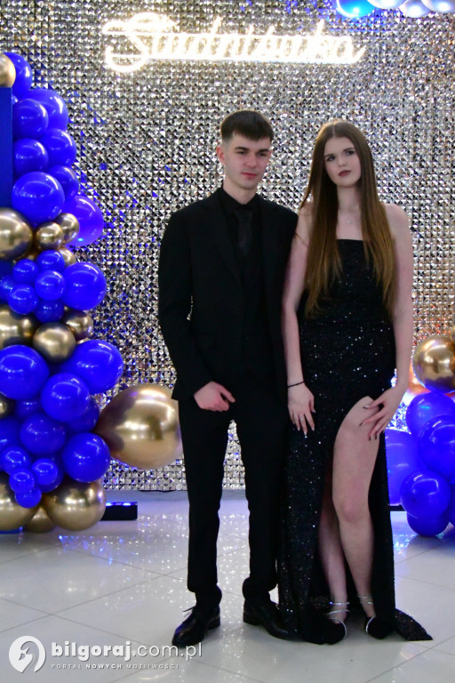 Studniówka RCEZ 2026. Krok w dorosłość przy dźwiękach narodowego tańca