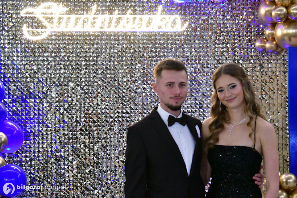 Studniówka RCEZ 2026. Krok w dorosłość przy dźwiękach narodowego tańca