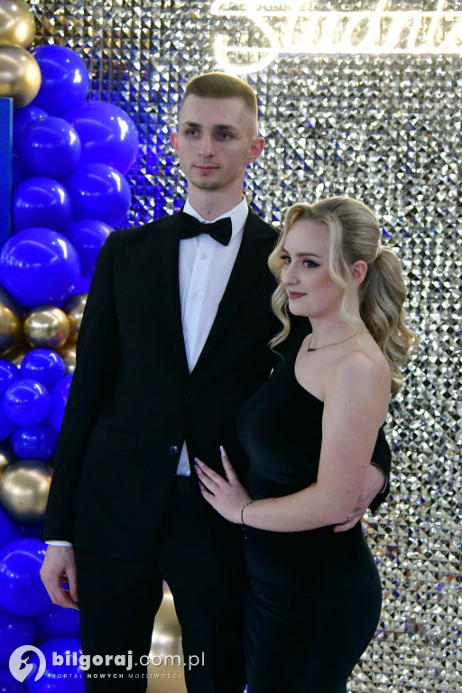 Studniówka RCEZ 2026. Krok w dorosłość przy dźwiękach narodowego tańca