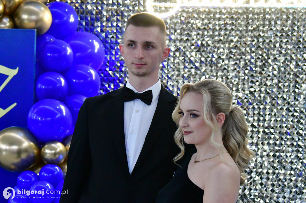 Studniówka RCEZ 2026. Krok w dorosłość przy dźwiękach narodowego tańca