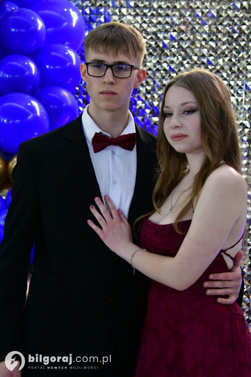 Studniówka RCEZ 2026. Krok w dorosłość przy dźwiękach narodowego tańca