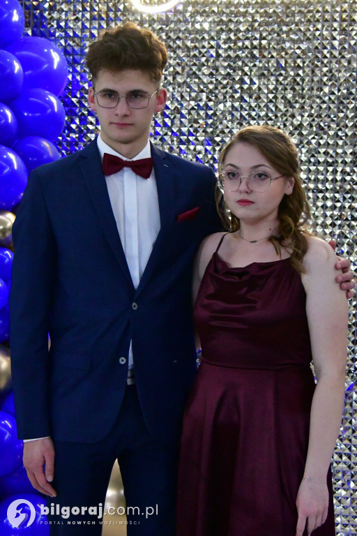 Studniówka RCEZ 2026. Krok w dorosłość przy dźwiękach narodowego tańca