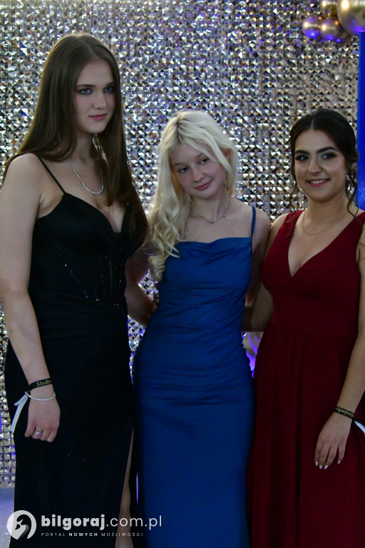 Studniówka RCEZ 2026. Krok w dorosłość przy dźwiękach narodowego tańca