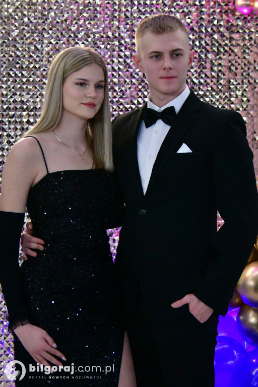 Studniówka RCEZ 2026. Krok w dorosłość przy dźwiękach narodowego tańca