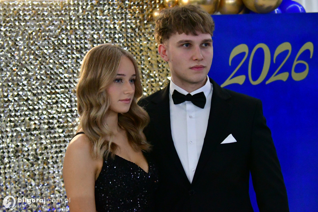 Studniówka RCEZ 2026. Krok w dorosłość przy dźwiękach narodowego tańca