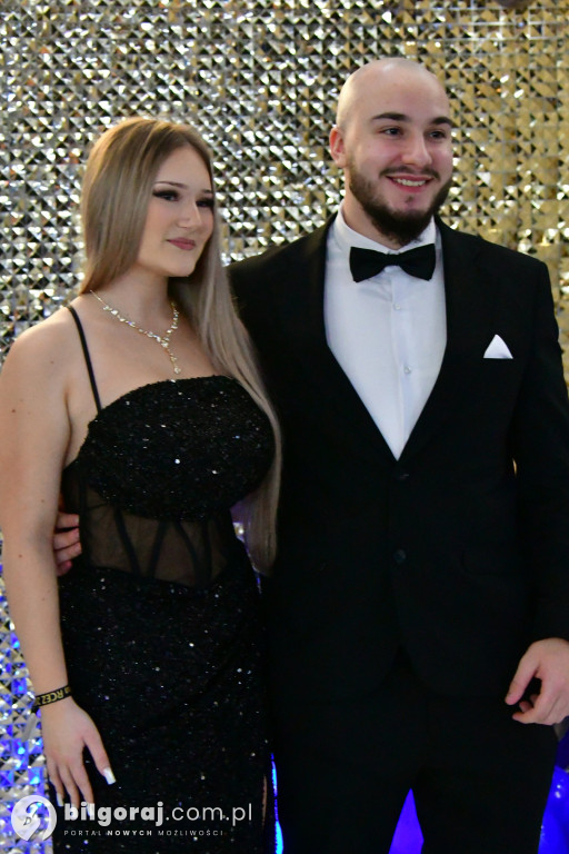 Studniówka RCEZ 2026. Krok w dorosłość przy dźwiękach narodowego tańca