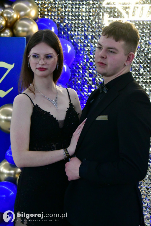 Studniówka RCEZ 2026. Krok w dorosłość przy dźwiękach narodowego tańca