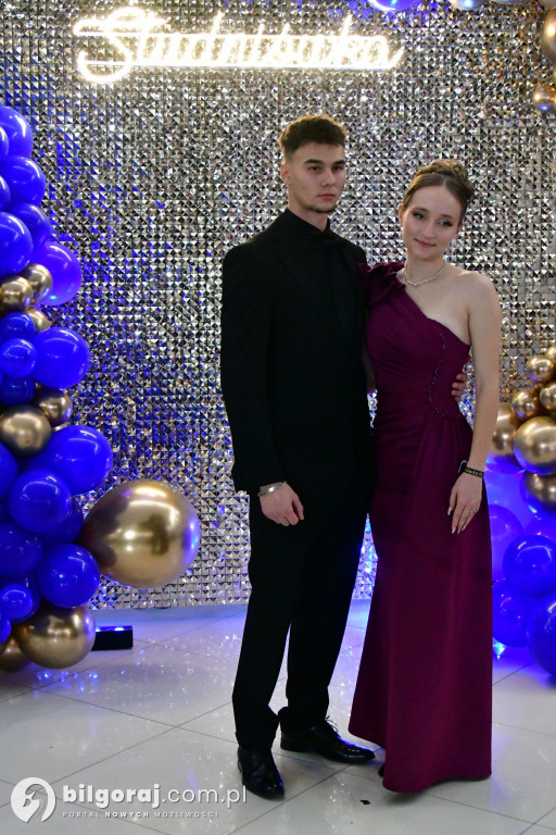 Studniówka RCEZ 2026. Krok w dorosłość przy dźwiękach narodowego tańca