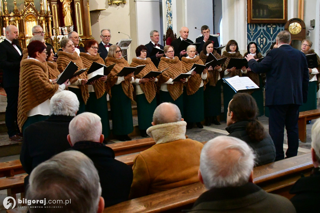 Kolędowanie Chórów Ziemi Biłgorajskiej we Frampolu