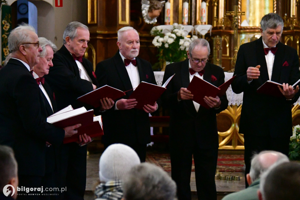 Kolędowanie Chórów Ziemi Biłgorajskiej we Frampolu